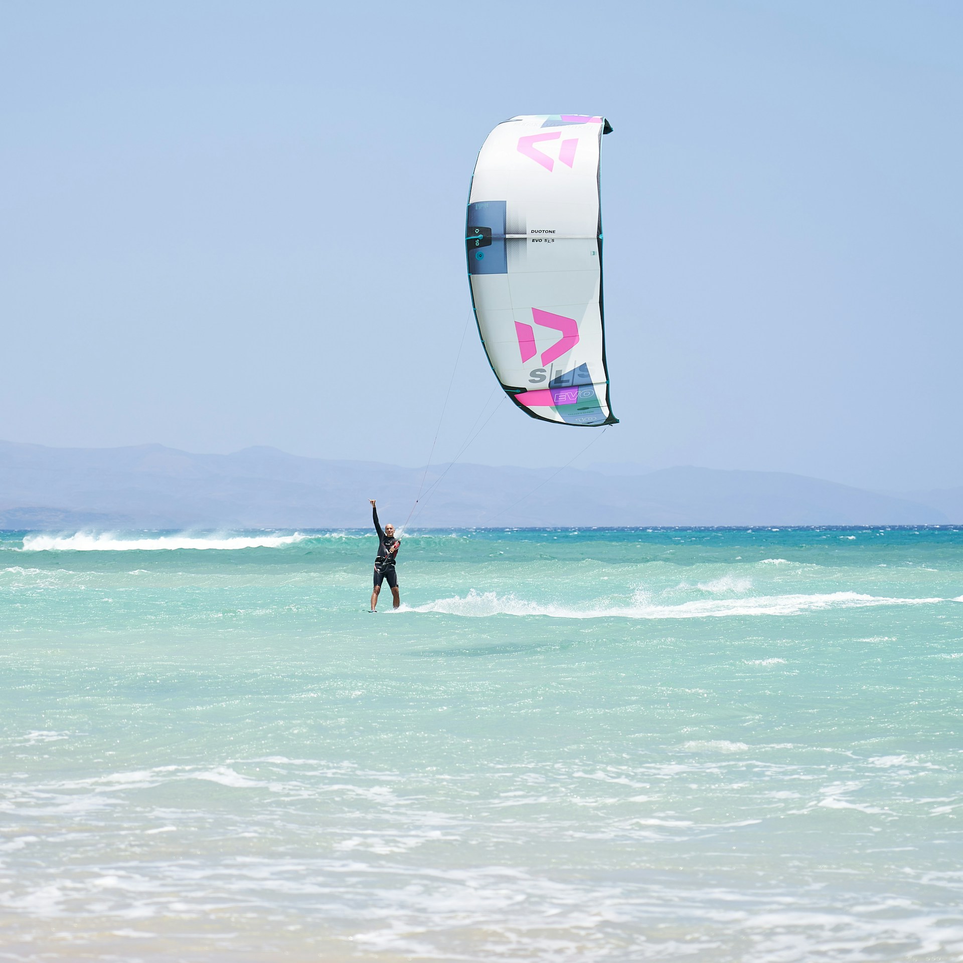 Kite Surfing Lessons in Sal Island: Ride the Winds and Waves