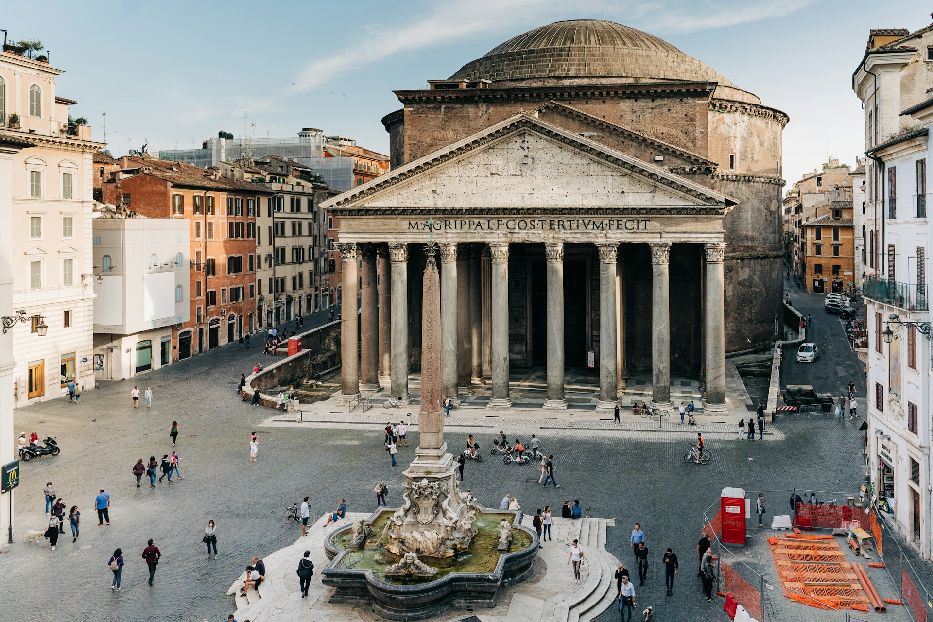Discover Rome’s Icons: Pantheon and Piazza Navona Guided Walking Tour